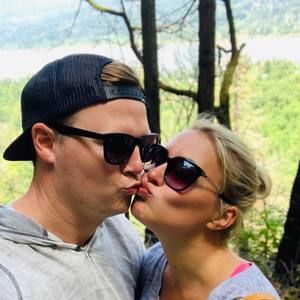 Meet your Posher, Derrek